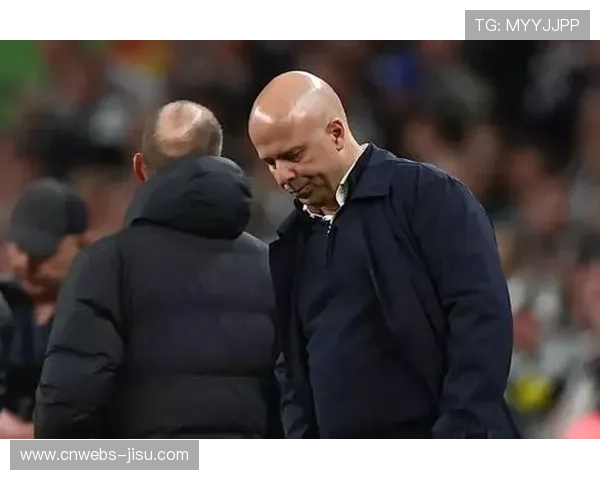 斯洛特执教利物浦遇信任危机,卫冕冠军攻防两端问题凸显 斯洛特执教利物浦遇信任危机,卫冕冠军攻防两端问题凸显